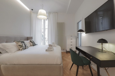 Camera da Letto in stile glamour di 15 di Desearq studio - architettura e interior design