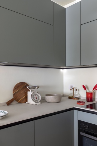 Cucina in stile contemporaneo di 7 di Paper Plane design Cucina in stile contemporaneo di 7 di Paper Plane design