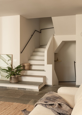 Scale in stile glamour di 6 di NOMADE ARCHITETTURA