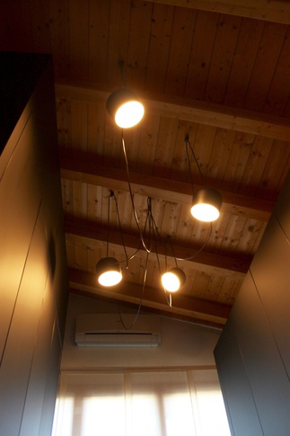 Open Space in stile moderno di 60 di SuMisura Architetti