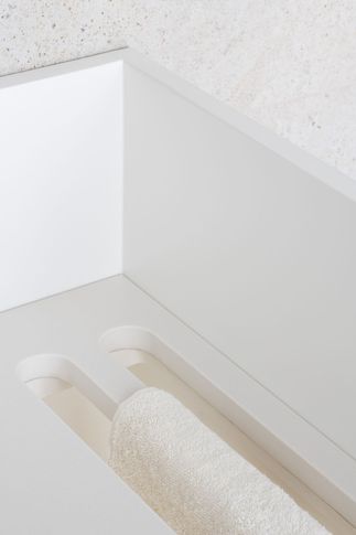 Bagno in stile minimal di 7 di Moroni Architettura 2.0 Bagno in stile minimal di 7 di Moroni Architettura 2.0