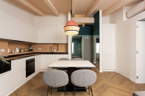 Open Space in stile contemporaneo di 20 di Facta Studio Architetti Milano
