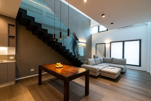 Open Space in stile moderno di 35 di Nuccia Coschignano architetto