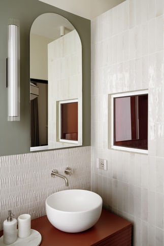 Bagno in stile contemporaneo di 5 di ARCHIELLE Bagno in stile contemporaneo di 5 di ARCHIELLE