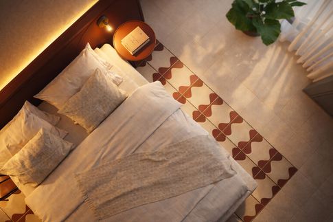 Camera da Letto in stile japandi di 34 di EmmePi Architettura