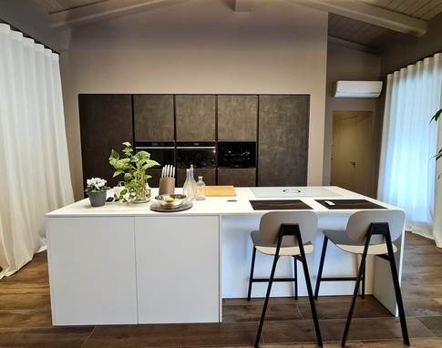 Open Space in stile moderno di 48 di Distretto Lab
