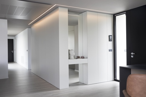 Ingresso in stile moderno di 10 di WPVA Walter Pescarollo-Vivan Architects Ingresso in stile moderno di 10 di WPVA Walter Pescarollo-Vivan Architects