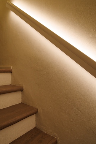 Scale in stile rustico di 2 di Studio di Interior Design di Yuliya Danilchenko