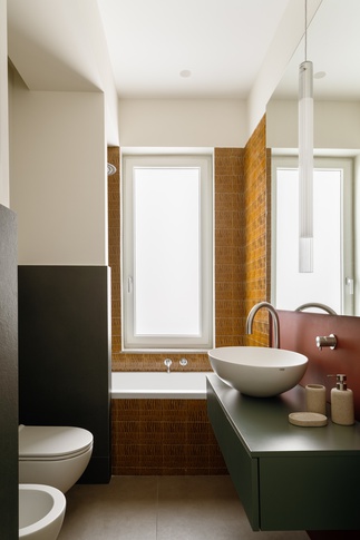 Bagno di Servizio in stile contemporaneo di 5 di ARCHIELLE