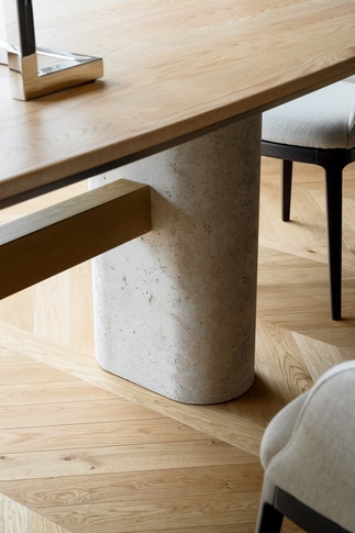 Soggiorno in stile contemporaneo di 50 di Studio Gaetano Riccardelli