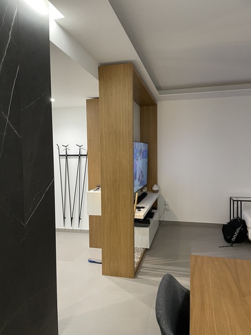 Open Space in stile contemporaneo di 40 di IMA STUDIO