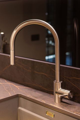 Cucina in stile moderno di 14 di GianlucaTessaro_Designer
