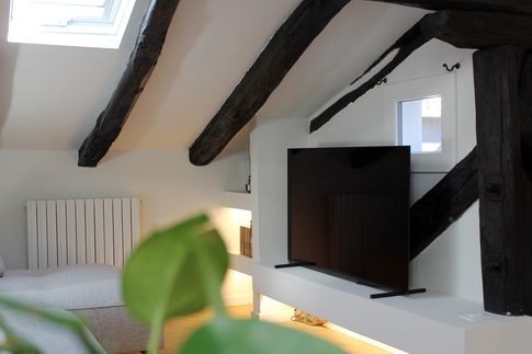 Open Space in stile contemporaneo di 40 di Moltefacce SRL