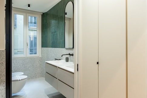 Bagno in stile contemporaneo di 5 di FCInteriorDesignStudio |