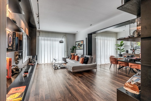 Soggiorno in stile contemporaneo di 20 di MOB Architects