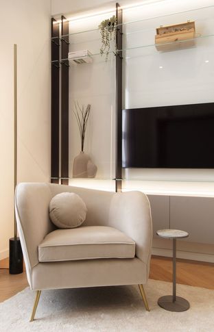 Open Space in stile contemporaneo di 32 di kkarchitecture