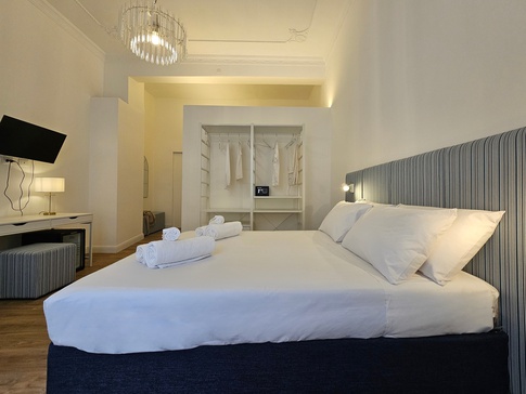 Camera da Letto in stile classico di 23 di Alessandra Gambino Architetto - AGA