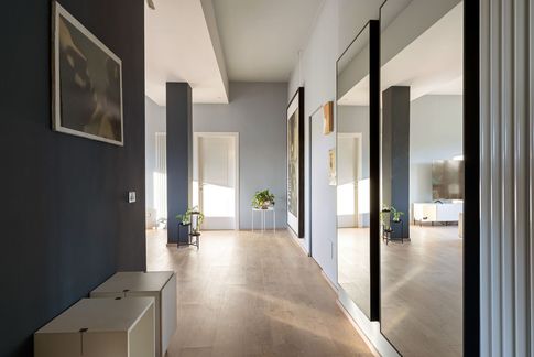 Ingresso in stile contemporaneo di 23 di alberto4house