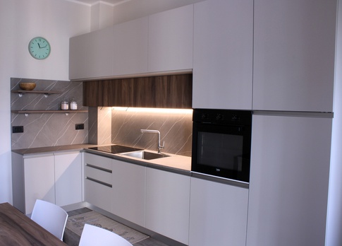 Cucina in stile moderno di 24 di Chiara Colucci Interior Designer