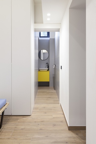 Bagno in stile contemporaneo di 3 di ArchitetturaMastroleo
