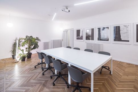 Studio in stile contemporaneo di 240 di Studio 3Mark Studio in stile contemporaneo di 240 di Studio 3Mark