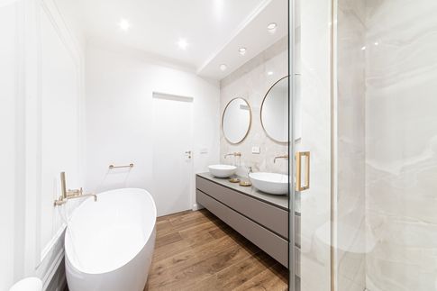 Bagno in stile classico di 10 di Salvatore Sito Interior Designer
