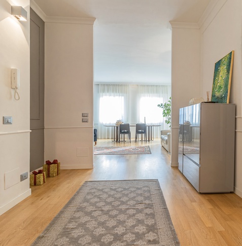 Open Space in stile contemporaneo di 90 di Caterina Scamardella Architetto