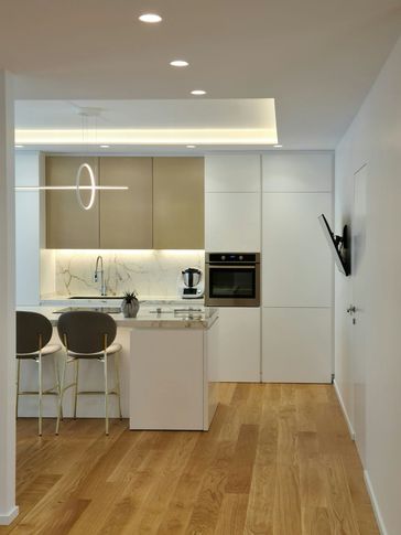 Cucina in stile contemporaneo di 22 di GIOVANNI SELLITRI STUDIO