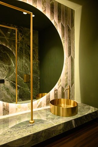 Bagno in stile contemporaneo di 20 di Salvatore Sito Interior Designer