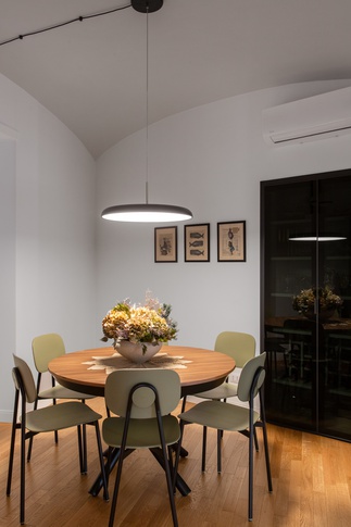 Open Space in stile contemporaneo di 40 di PERIMETRI studio