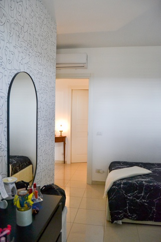 Camera da Letto in stile contemporaneo di 12 di ValentinaZoccoArchitetto