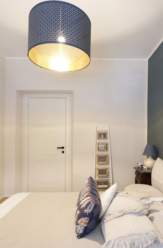 Camera da Letto in stile contemporaneo di 12 di Valentina Solera Architetto Camera da Letto in stile contemporaneo di 12 di Valentina Solera Architetto