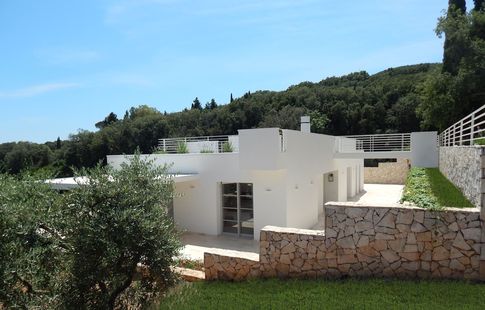Giardino in stile contemporaneo di 160 di FCA FEDERICO CELLINI ARCHITETTO
