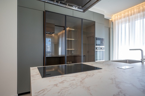 Open Space in stile moderno di 60 di Colab Design