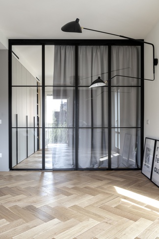 Studio in stile contemporaneo di 12 di TGA_Studio Studio in stile contemporaneo di 12 di TGA_Studio