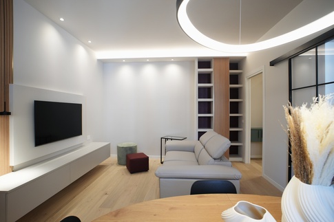 Soggiorno in stile contemporaneo di 20 di Rinnova Home 3d