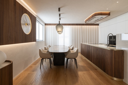 Open Space in stile contemporaneo di 52 di Francesco Cardano Interior Designer