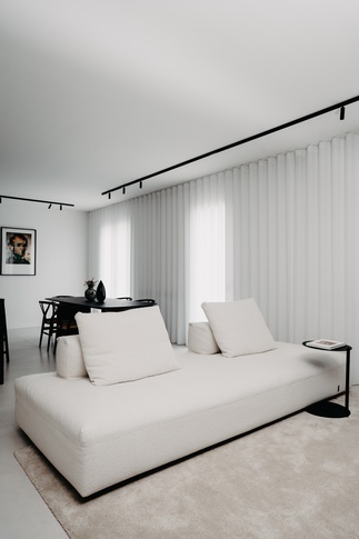 Open Space in stile minimal di 100 di Architetto Michelangelo Todisco