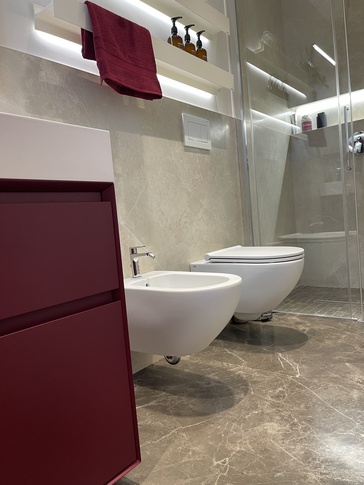 Bagno in stile contemporaneo di 7 di Rosaura D’Alessandro Bagno in stile contemporaneo di 7 di Rosaura D’Alessandro