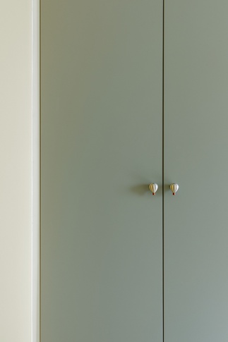 Cameretta Neonati in stile moderno di 13 di Arch. Martina Pozzi MP_archistudio Cameretta Neonati in stile moderno di 13 di Arch. Martina Pozzi MP_archistudio