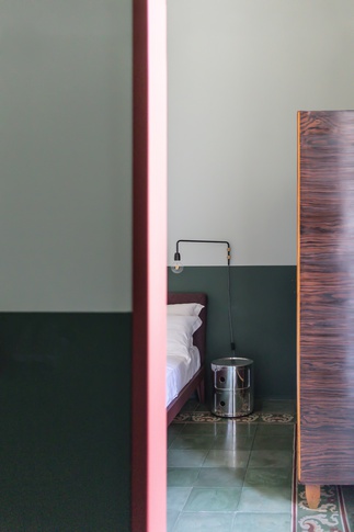 Camera da Letto in stile eclettico di 14 di GALATI CASMIRO GIORNO