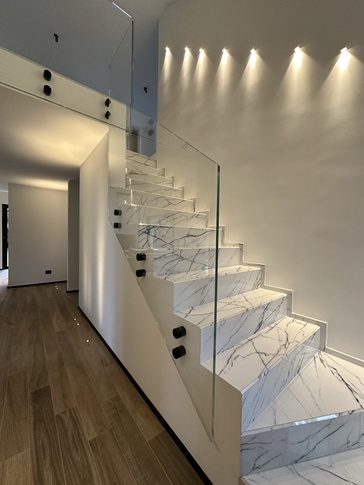 Soggiorno in stile moderno di 70 di Vittoria Ostini