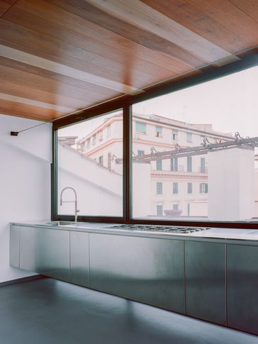 Cucina in stile contemporaneo di 13 di Margine