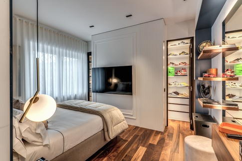 Camera da Letto in stile contemporaneo di 15 di MOB Architects