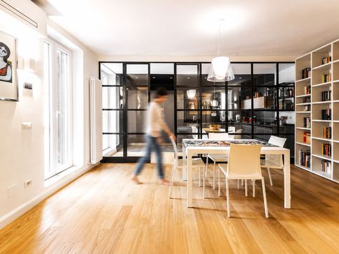Open Space in stile scandinavo di 40 di Equus Architects