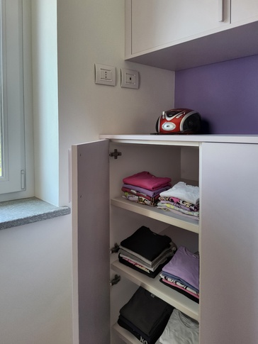 Cameretta Bambini in stile contemporaneo di 12 di Studio MAC