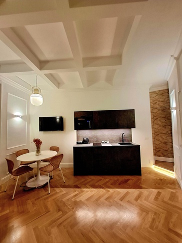 Soggiorno in stile art deco di 16 di Jerry Caputo & Partners Soggiorno in stile art deco di 16 di Jerry Caputo & Partners