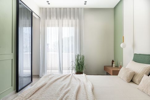 Camera da Letto in stile contemporaneo di 15 di Marila Fasulo Architetto