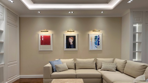 Soggiorno in stile contemporaneo di 47 di Studio Gaetano Riccardelli