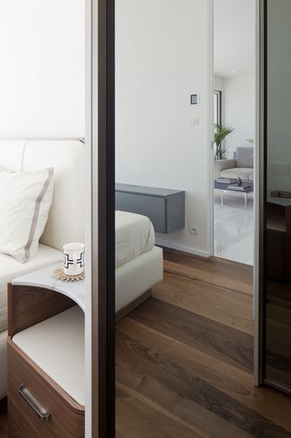 Camera da Letto in stile minimal di 13 di Ciliegio Esterno
